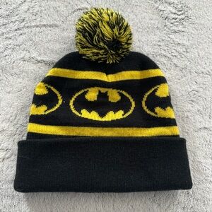 BATMAN DC Comics Black Logo Knit PomPom Cuff Beanie Hat Cap Adult One Size EUC